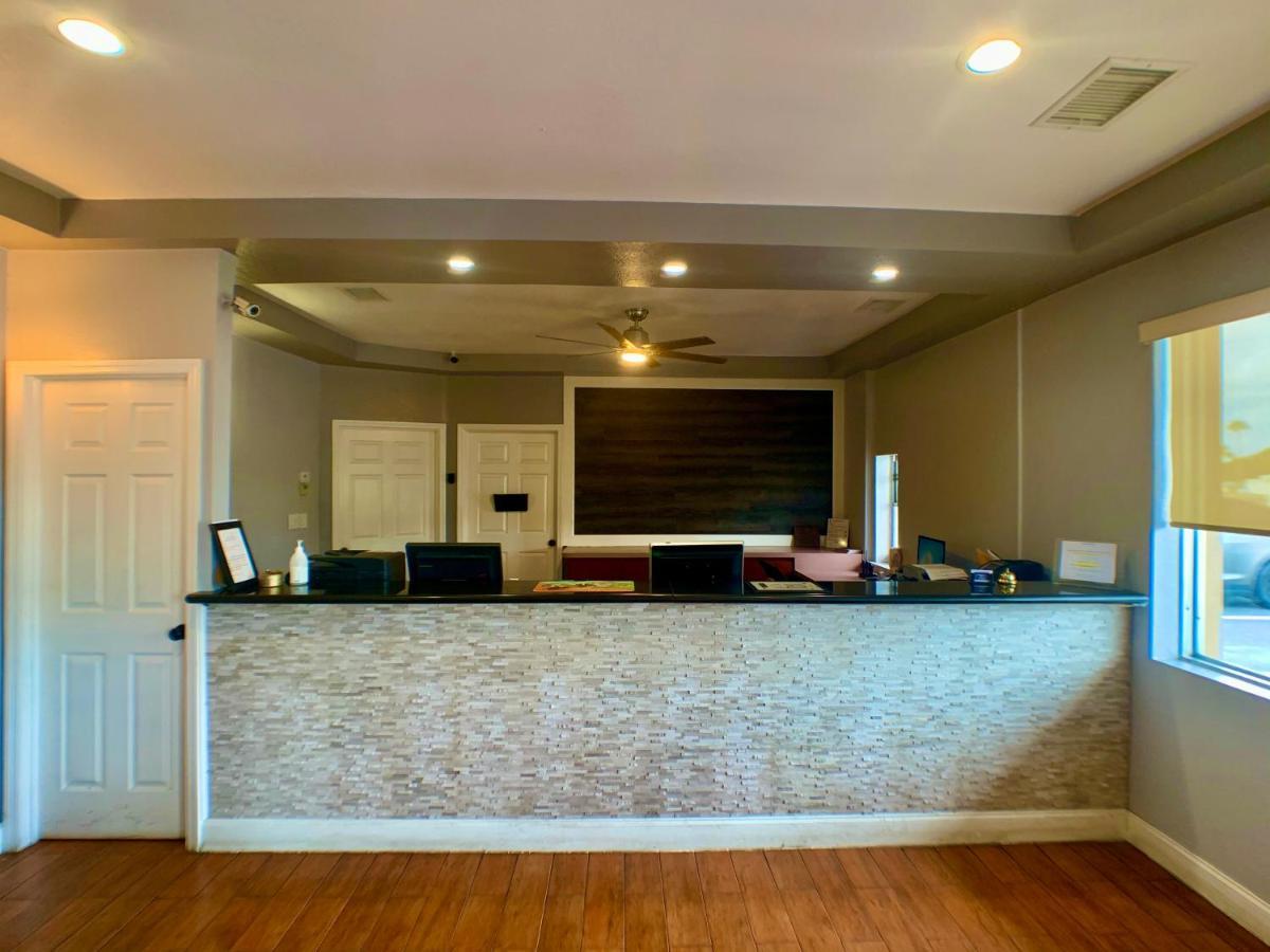 La Vista Inn Port Richey Ngoại thất bức ảnh